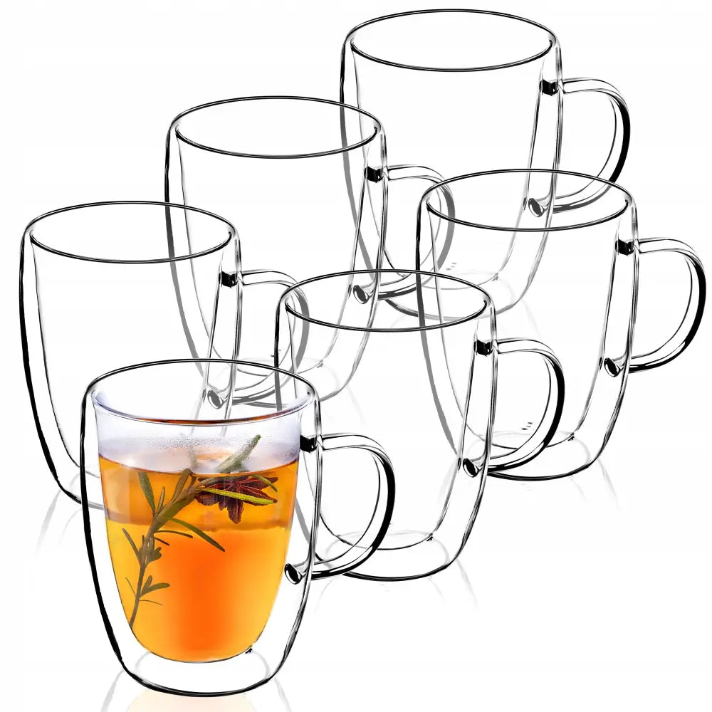 Termiske glass med dobbel vegg, seks krus sett forfra, én fylt med urtete og krydder.