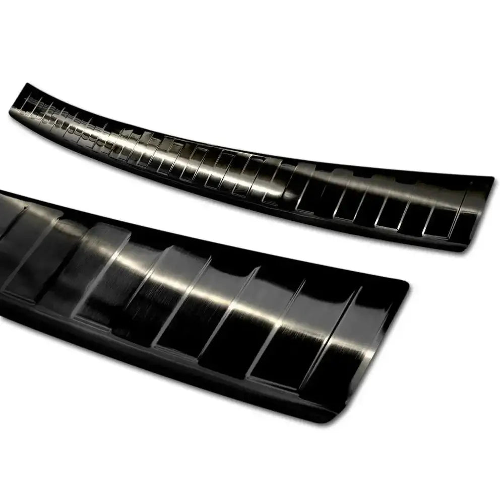 Lastebeskytter Mercedes b Class W247 18- Stål Svart