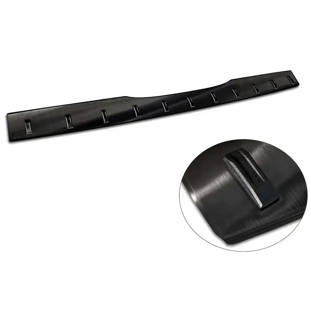 Lastebeskytter Mercedes v 14- Stål Svart