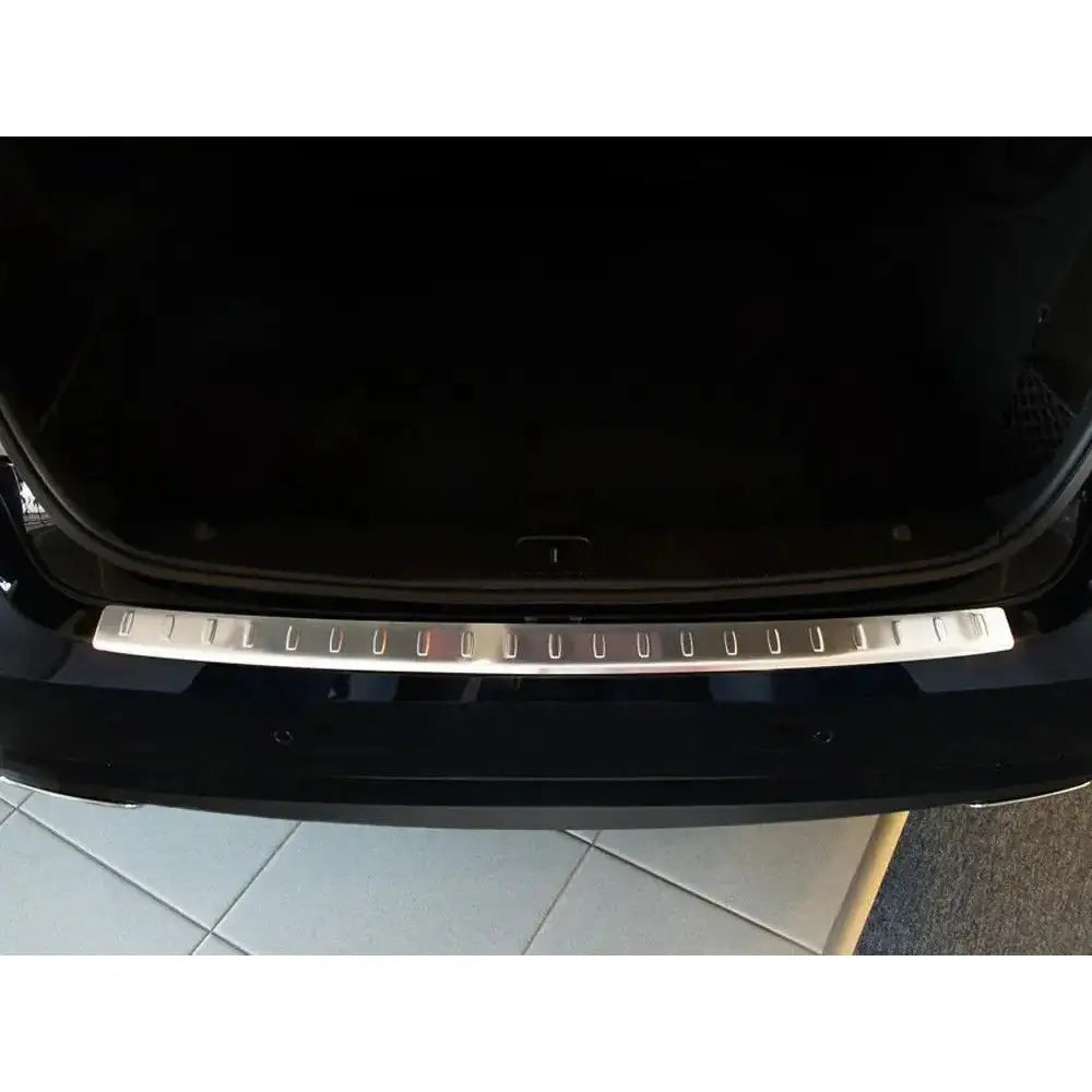 Lastebeskytter Mercedes W212