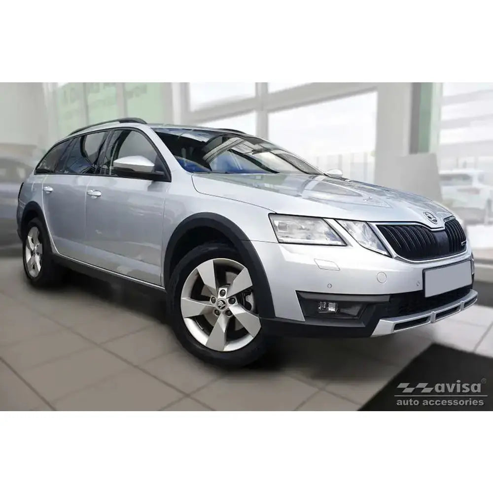 Lastebeskytter Skoda Octavia Iii Scout 14-20 Stål Svart