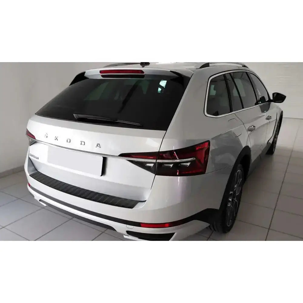 Lastebeskytter Skoda Superb Iii Combi/ Scout 15-19 Fl 19- Stål Svart Mat
