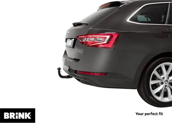 Brink avtagbart tilhengerfeste montert på Skoda Superb III under bakfangeren
