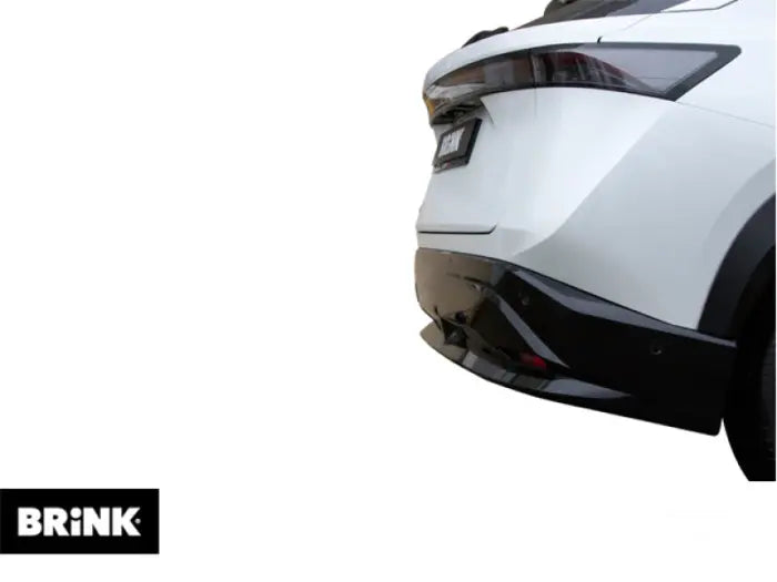 Vertikal avtagbar kulearm med lås fra Brink til Nissan Ariya SUV Coupé