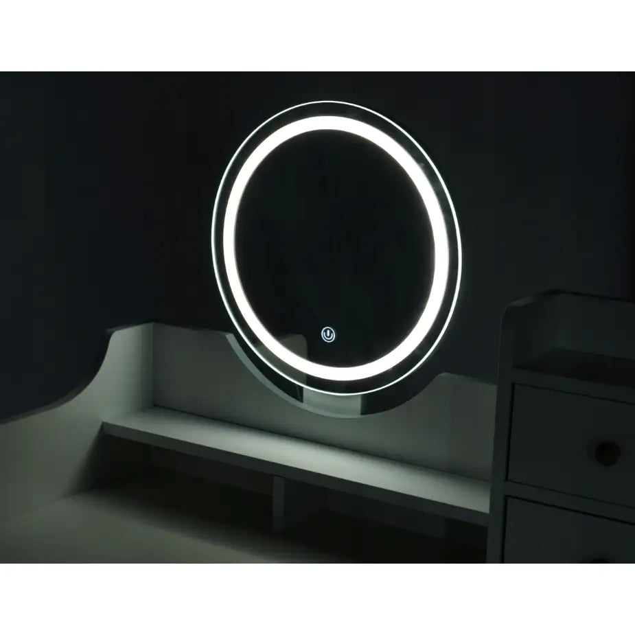 Toalettbord med LED-speil Scandi 09, frontbilde som fremhever det runde speilet med integrert LED-lys og berøringsknapp.