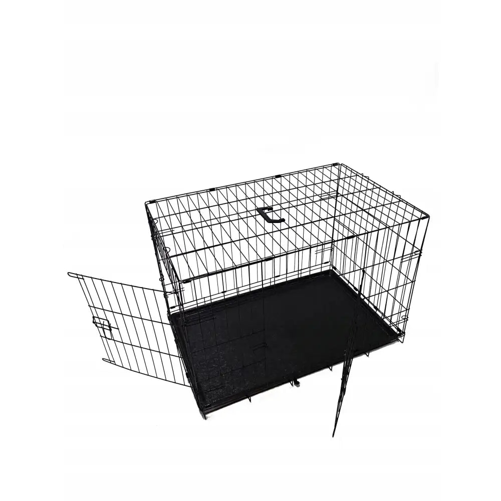 Transporter Metallbur Kennel L+, sort metallbur med åpen dør, håndtak på toppen og avtakbar plastbunn, sett skrått ovenfra.