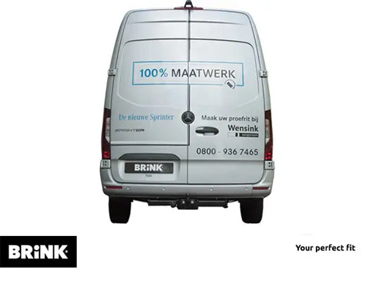 Fastmontert Brink tilhengerfeste med monteringssett til Mercedes Sprinter III kassekarosseri