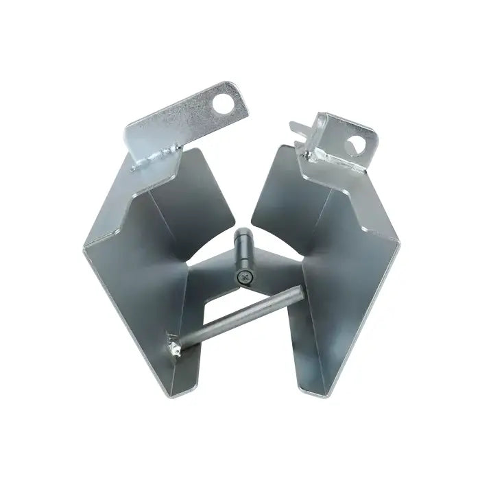 Trekklås Unitrailer PRO-BOX XL, sølvfarget brakett sett ovenfra med doble vinklede plater og sentrert tverrstag.