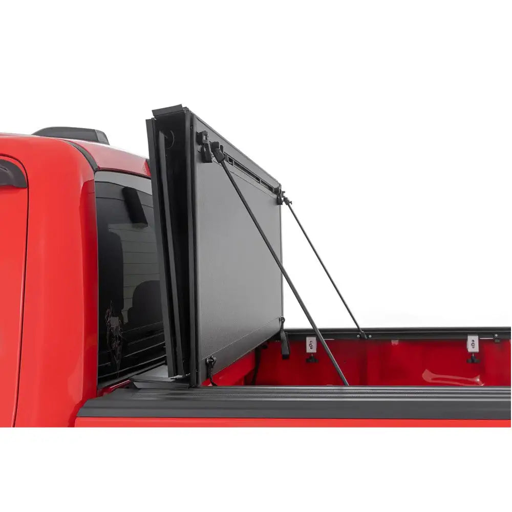 Tri-fold Flip-up Hard Cover Rough Country 5’7’’ - Ford F150 15-20