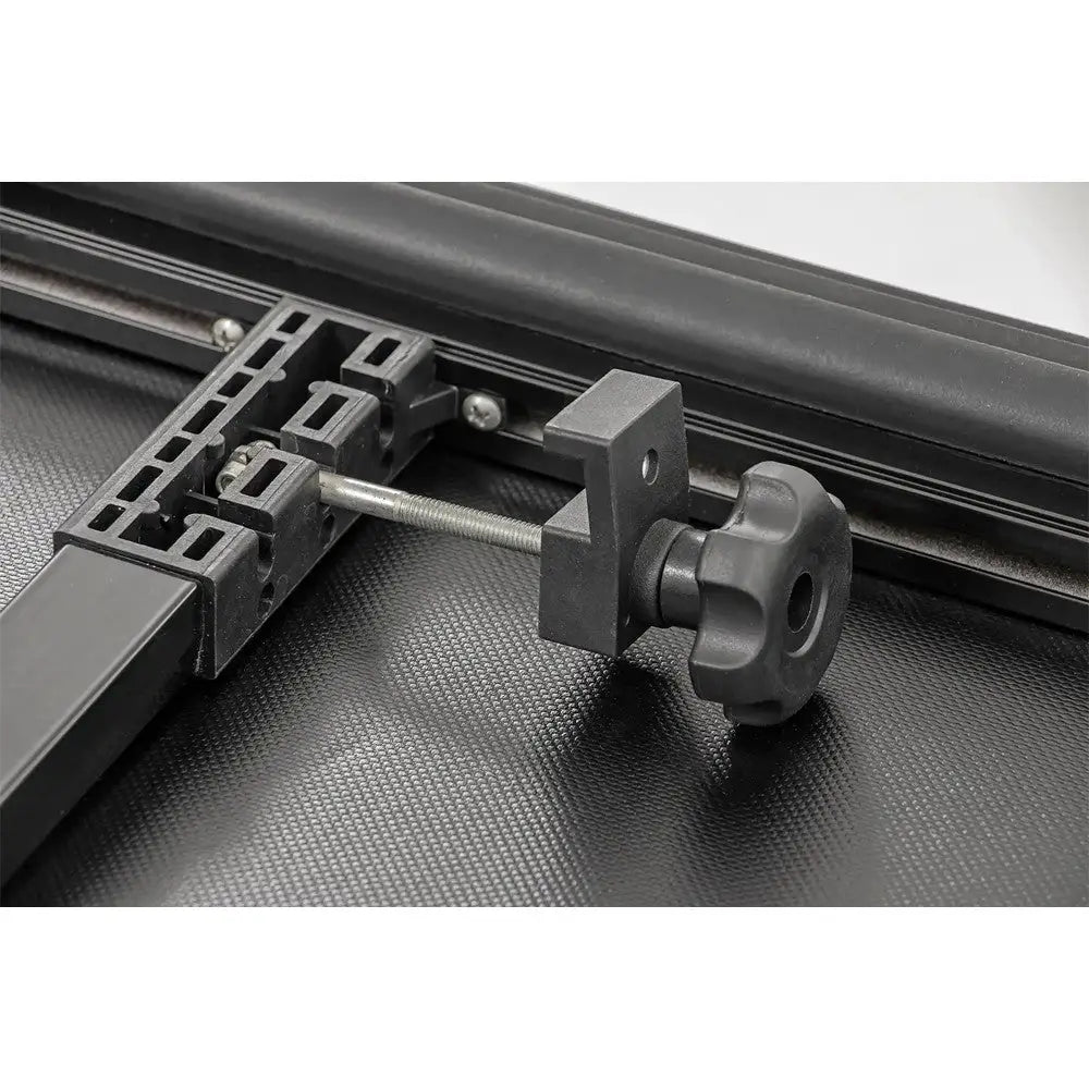 Tri-fold Soft Cover Rough Country 5’9’’ - Chevrolet Silverado 1500 14-19