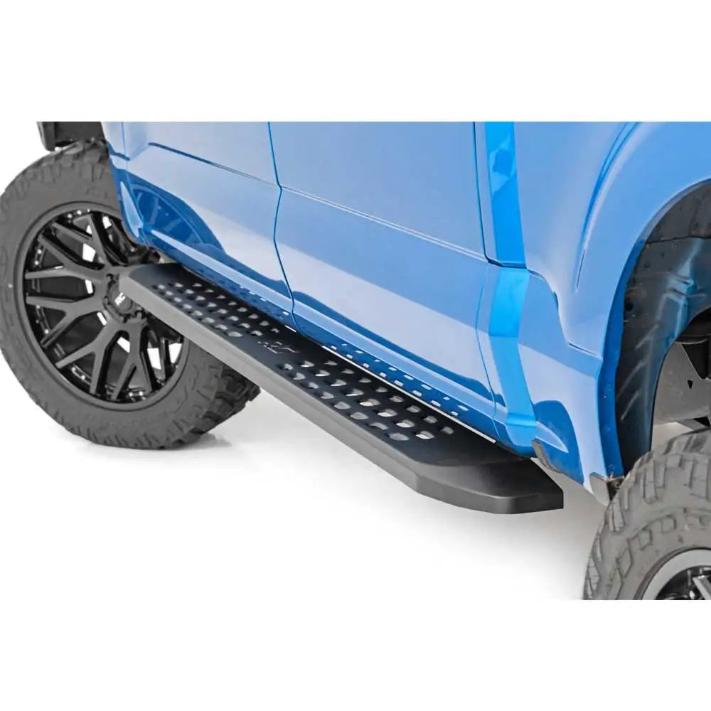 Trinn Sidedeksel Rough Country - Ford F150 15-20