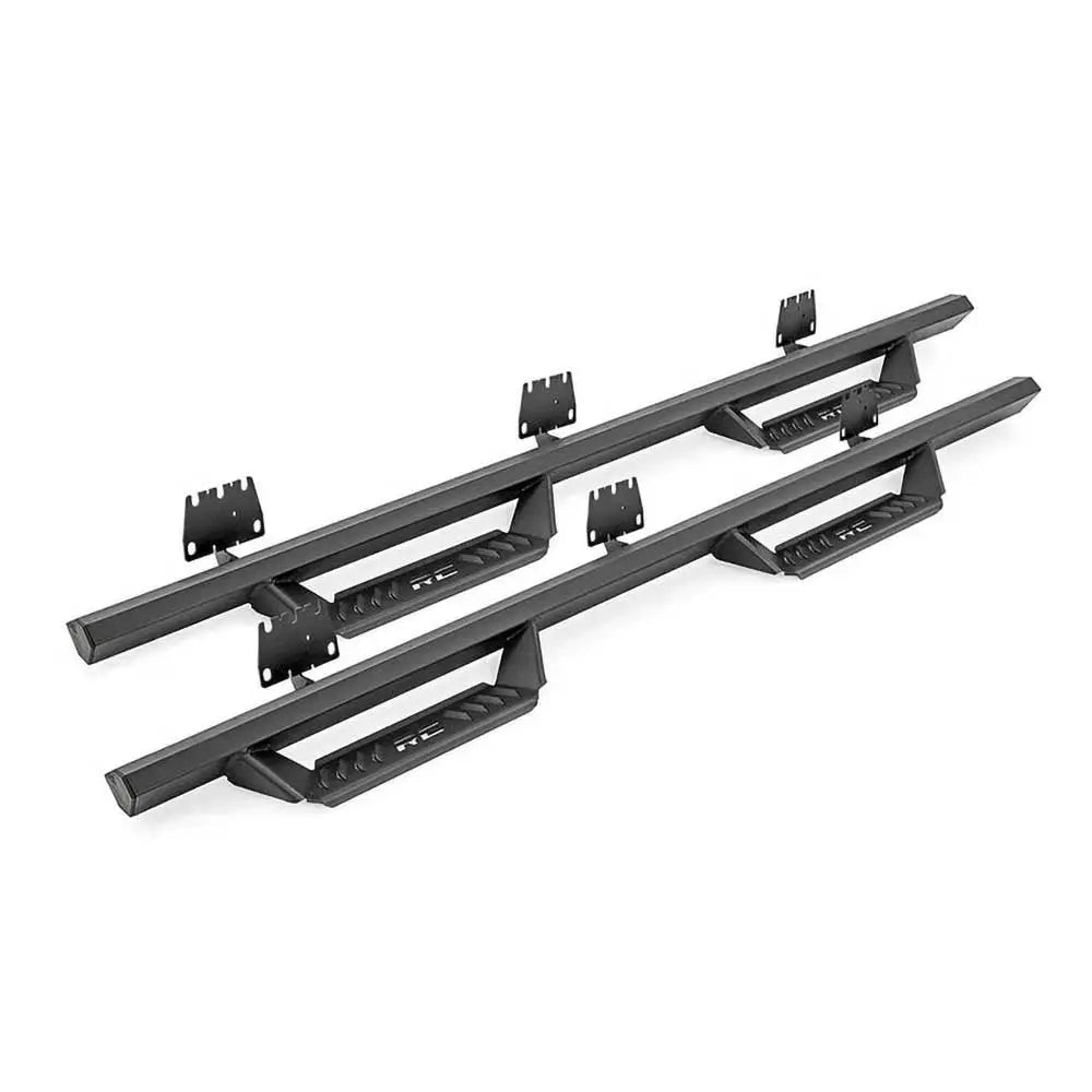 Trinnsett Sidestigbrett Rough Country Al2 Crew Cab - Ram 1500 Dt 19-