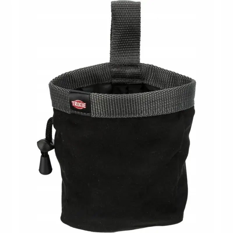 Trixie Godbitveske Dog Activity, svart pose med grå kant, justerbar snor og TRIXIE-logo på forsiden.