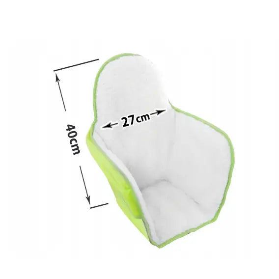 Tvillingtrille med gangehjelp, nærbilde av hvit og lysegrønn høy ryggstol med mål 40 x 27 cm.