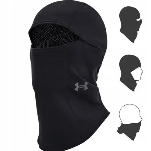 Under Armour balaclava i svart elastisk stoff, sidevisning med sølvlogo og mønstret innerfôr, viser tre bruksmåter.