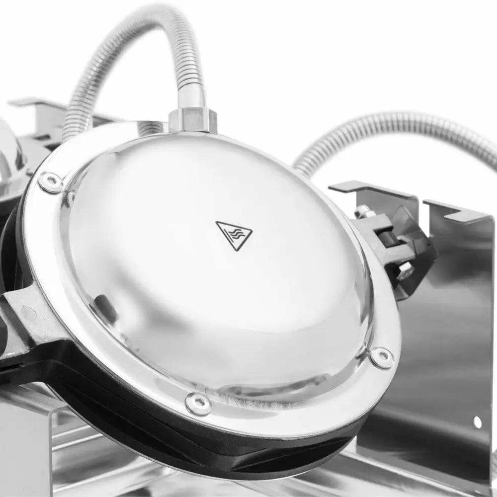 Vaffeljern Boble Dobbel Bubble Waffle, nærbilde av metallslange og varmevarselsymbol på lokket.