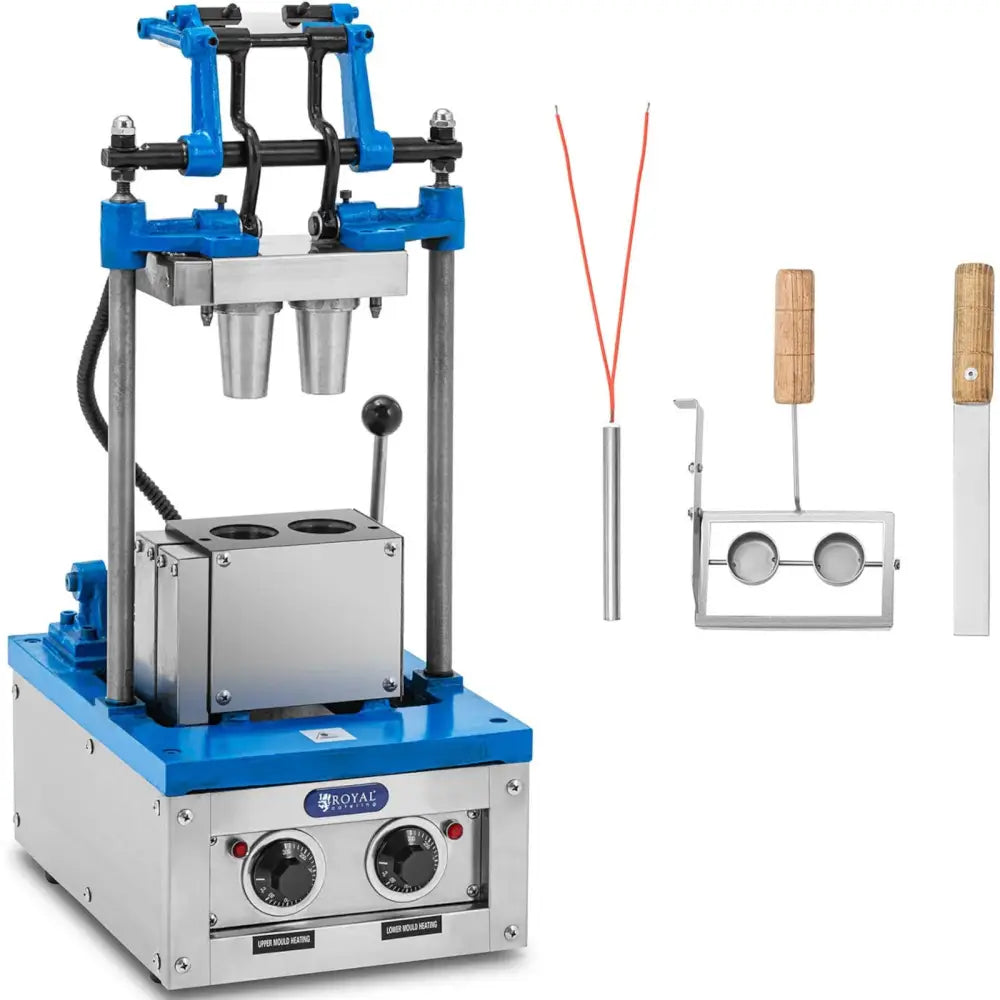 Vaffeljern for iskremkjeks, skrå frontvisning med to varmekontroller og medfølgende treskaftsverktøy.