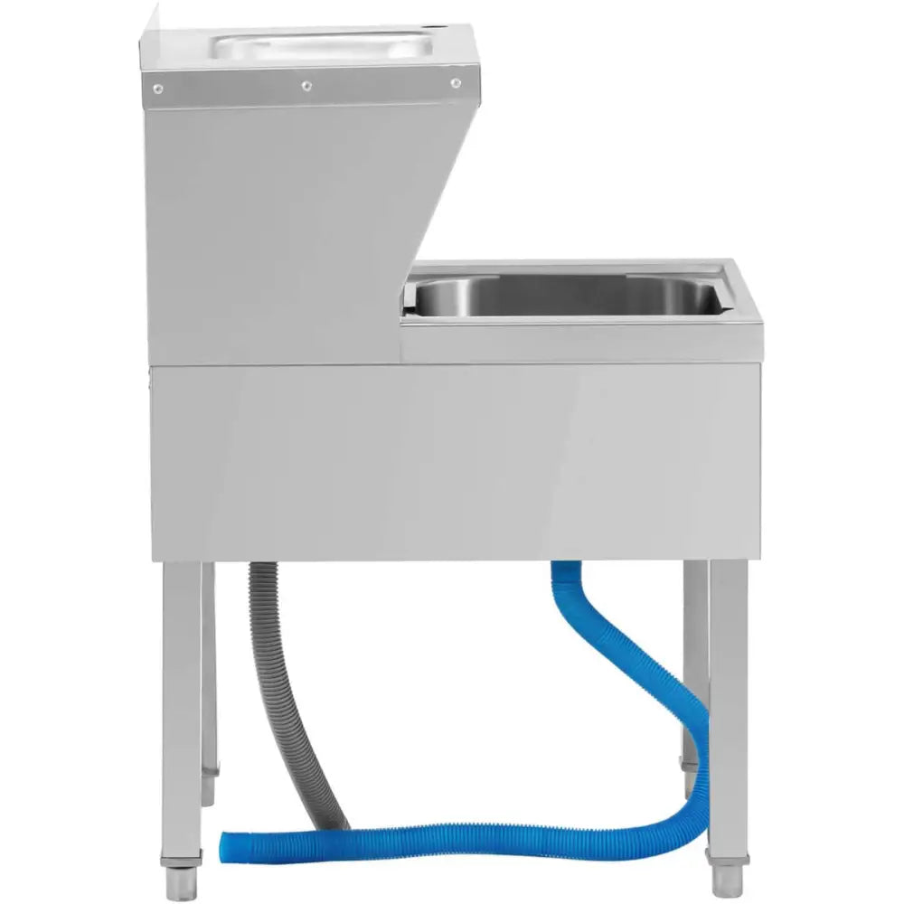 Vaskeskål for mopper, sidevisning med stor rustfri kum, skrå topp og synlige blå og grå avløpsslanger.