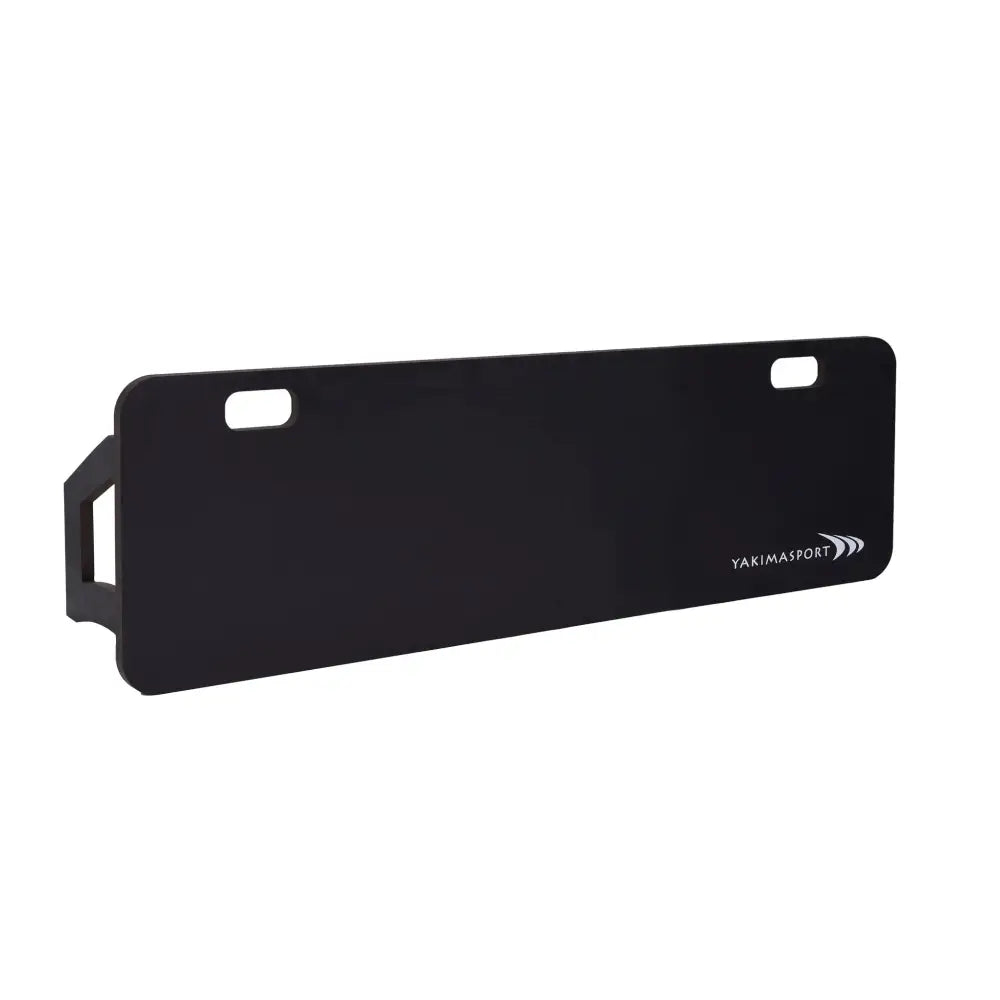 Veggpanel for refleksjon, sort rektangulær plate med avrundede hjørner og to åpninger, skrå forfra.