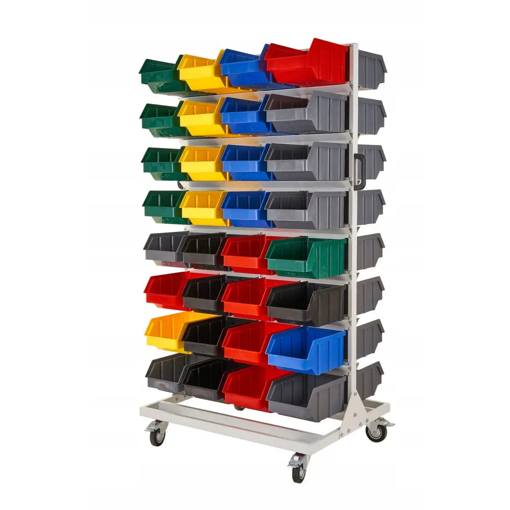 Verkstedhylle på hjul RJ, skråvisning med fargerike plastbokser i metallramme og fire hjul.
