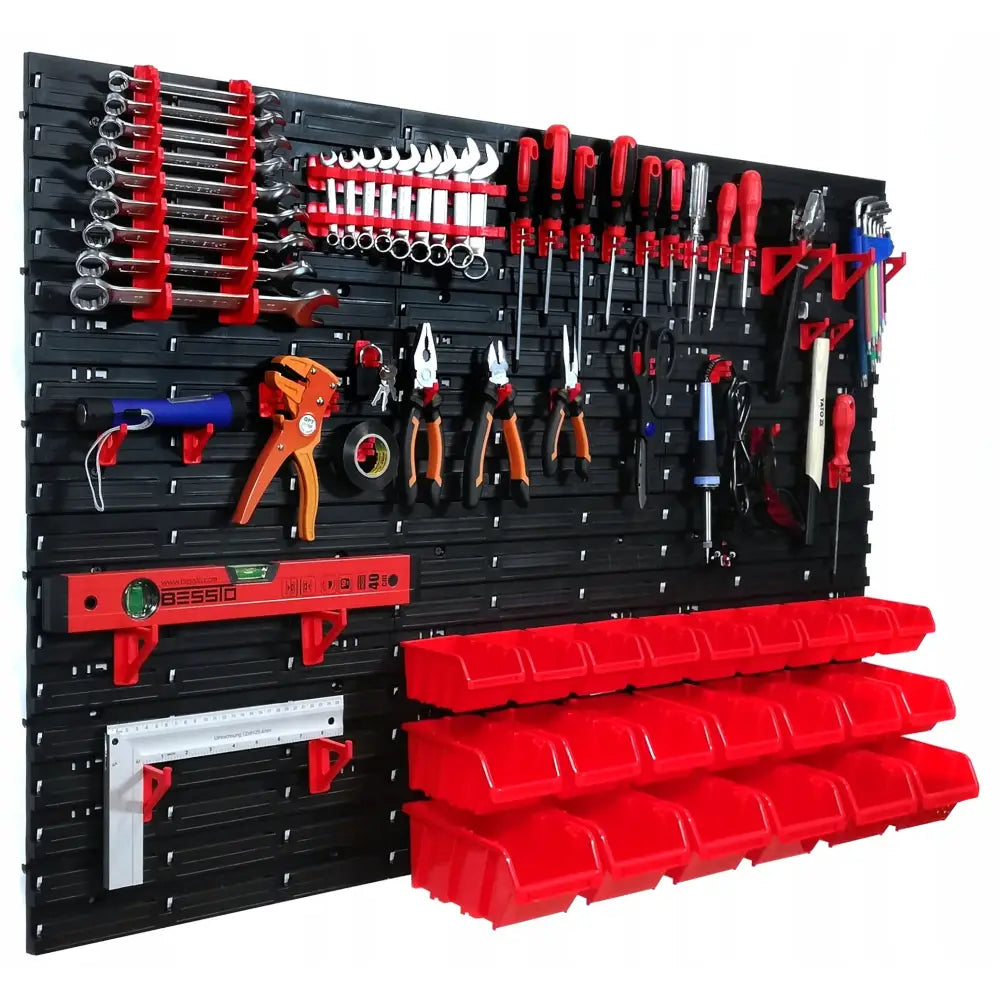 Verktøytavle 120x80 cm, sort med røde bokser og holdere, fylt med håndverktøy, frontvisning mot hvit bakgrunn.