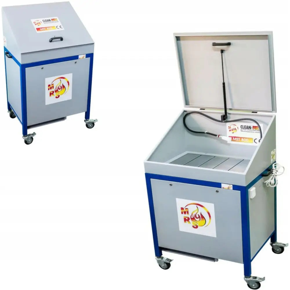 Verkstedsvasker for deler og verktøy, blå ramme, åpent og lukket lokk, slange og rist synlig inni.