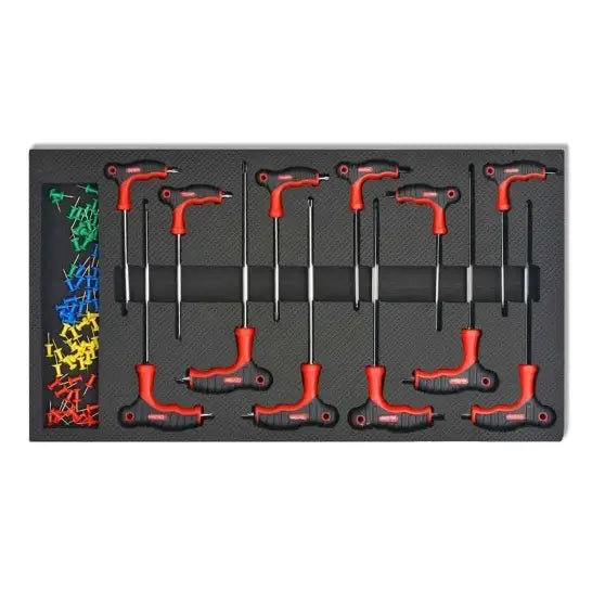 T-håndtaknøkler med røde og svarte grep, sortert i skuminnlegg med fargerike plastplugger til venstre.