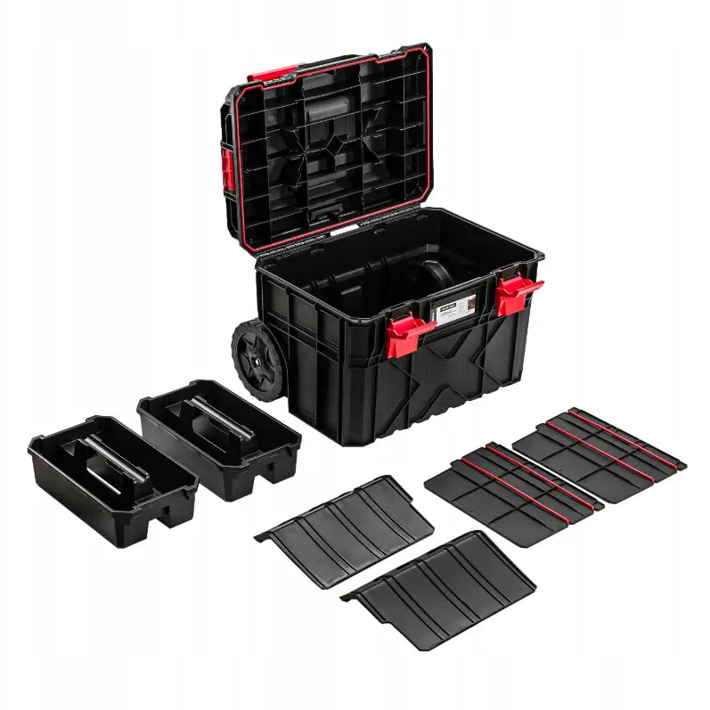 Verktøykasse på hjul fra Kistenberg med åpent lokk, røde klips, innsatsbokser og skillevegger foran.