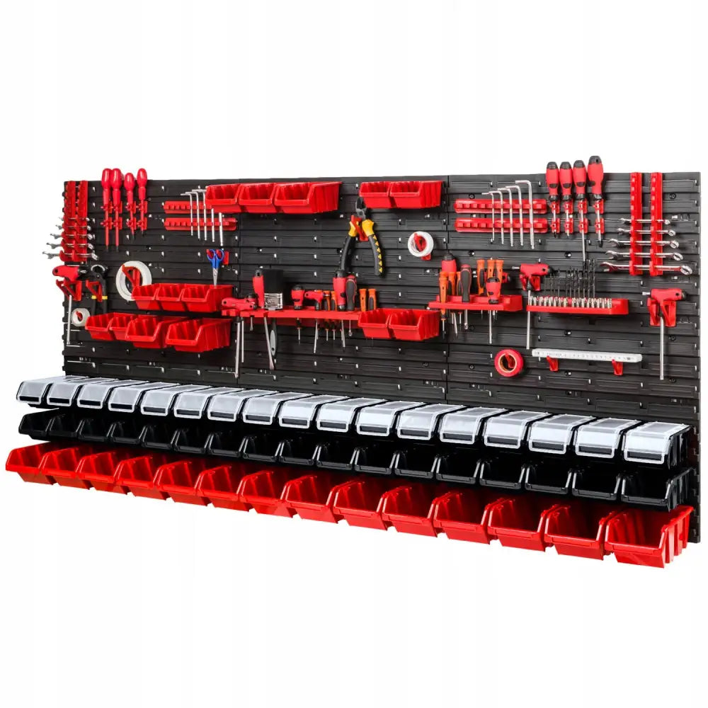 Verktøypanel sett med skuff, sett forfra med organiserte verktøy og røde og svarte oppbevaringsbokser.