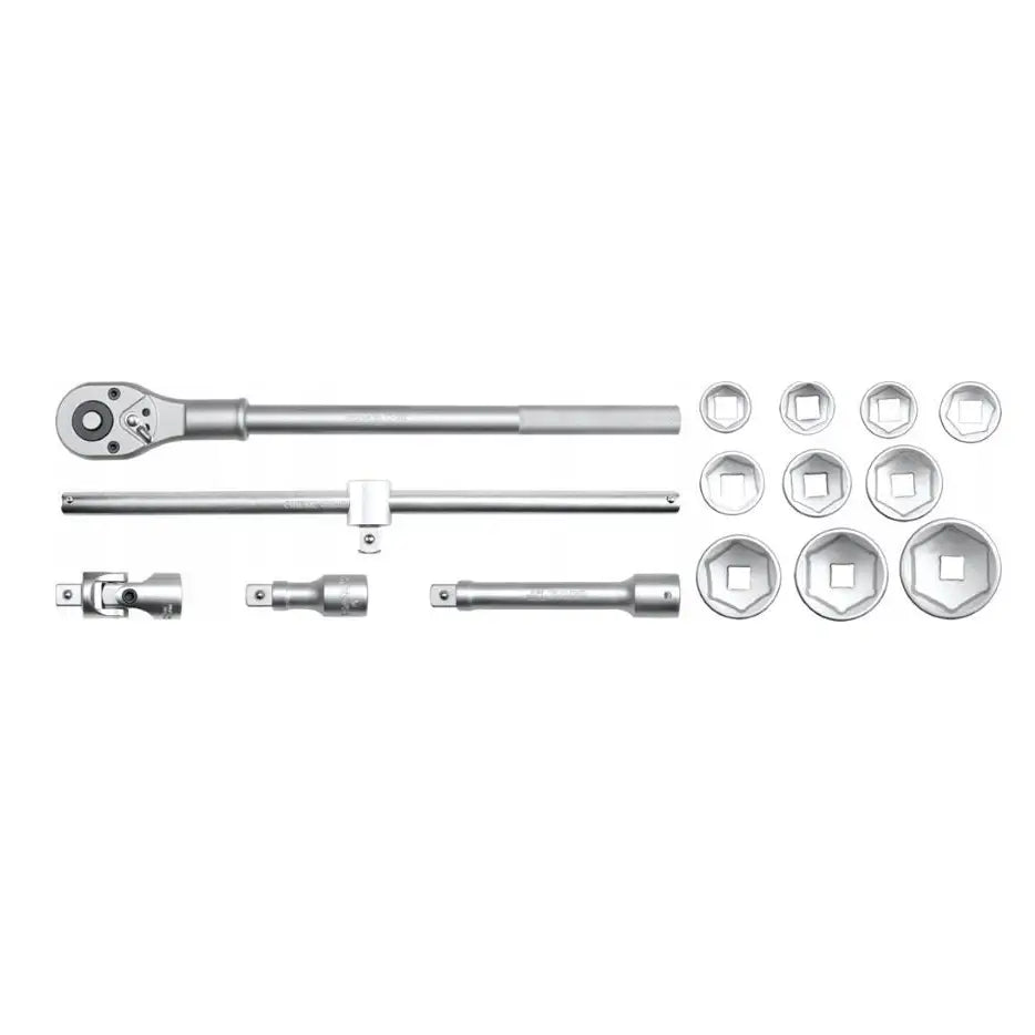 Verktøysett 3/4", oversiktsbilde av 15 sølvfargede deler med skralle, forlengerstenger og ulike piper.