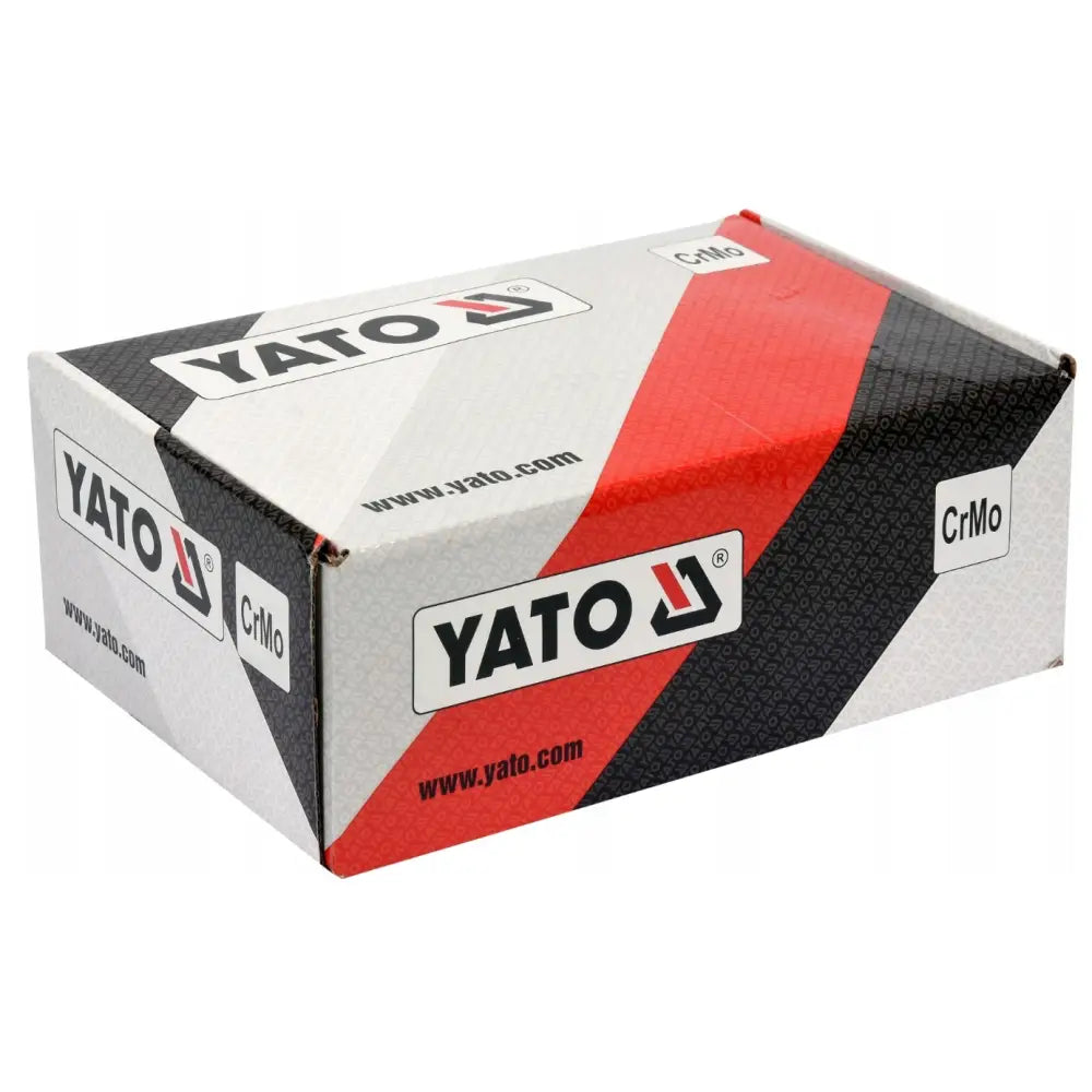 Verktøysett 3/4", 15 deler i YATO-eske med CrMo-merking, sett fra skrå vinkel mot hjørnet.