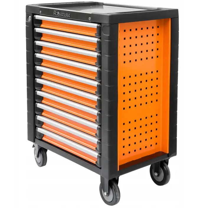 Verktøyskap Richmann med 10 oransje skuffer, skrå frontvisning, perforert side og hjul for mobilitet.