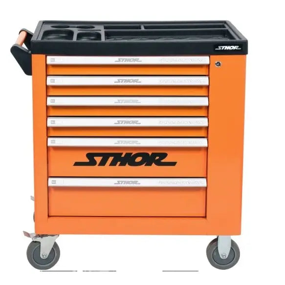 Verktøyskap Sthor med seks skuffer, oransje metall, sett fra siden med synlige hjul og sort topp med rom.