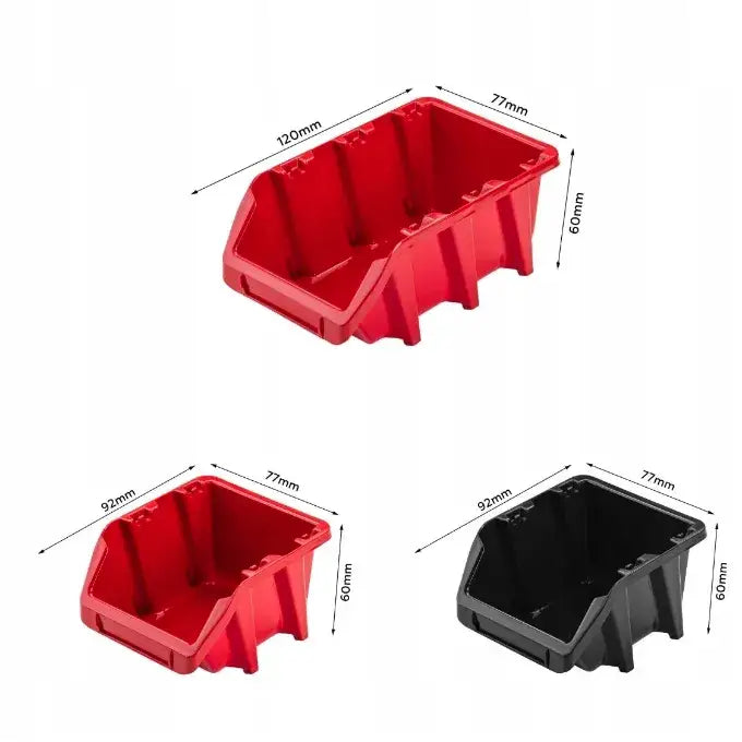 Stablebare plastbokser i rødt og svart, sett skrått ovenfra med mål i millimeter ved siden av hver boks.