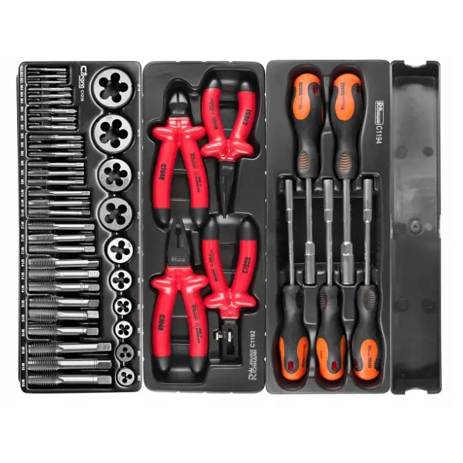 Verktøyvogn Corona, oversiktsbilde av sortiment med røde tenger og oransje skrutrekkere i sort skuff.