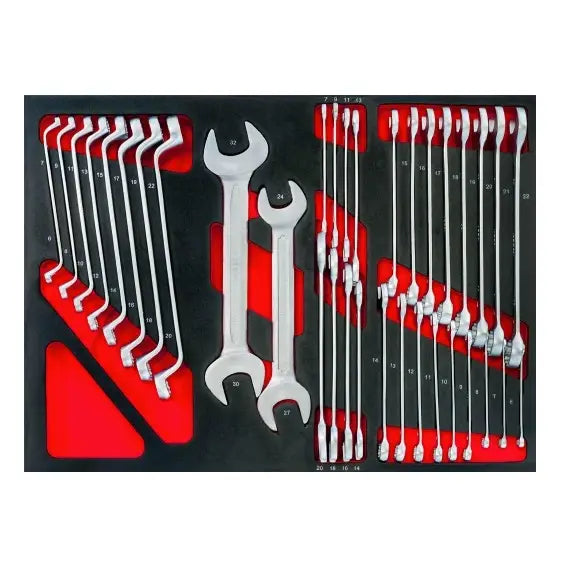 Fastnøkler og ringnøkler i ulike størrelser, sortert i sort og rød skuminnsats, sett ovenfra.