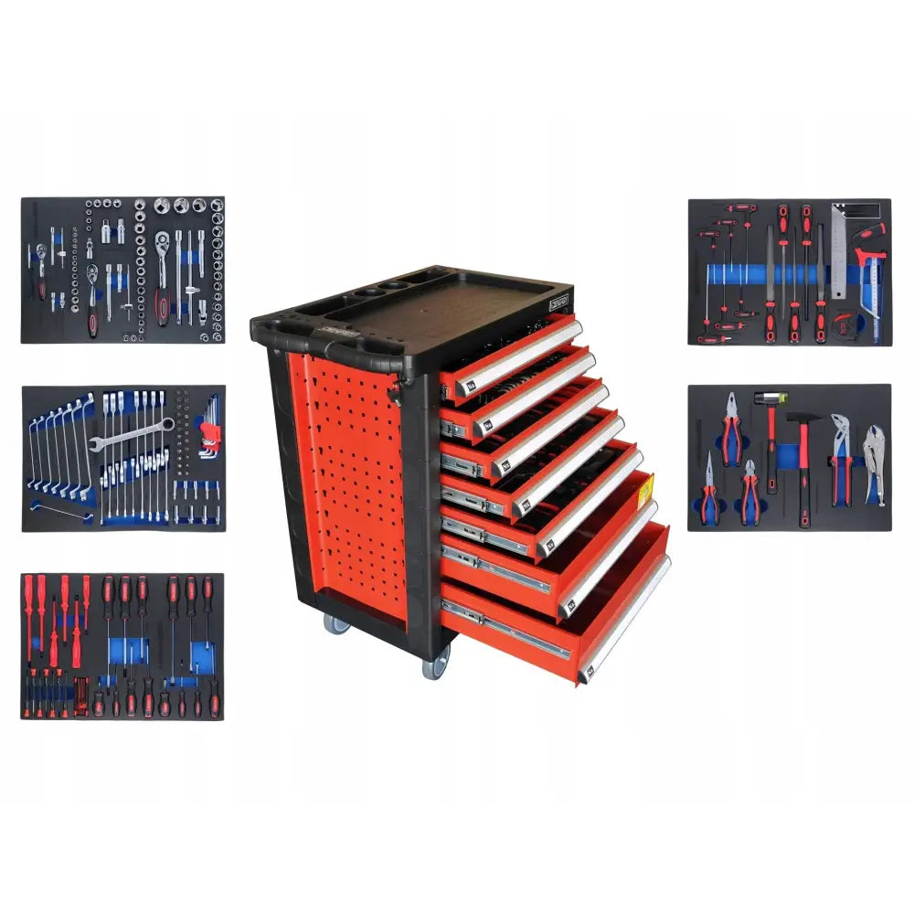 Verktøyvogn i rødt og sort med åpne skuffer, omkranset av innsatser med sortert håndverktøy.