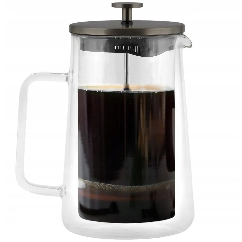 Vialli Diva grafitt glasstekanne med stempel, fylt med kaffe, sett fra siden med synlig håndtak og helletut.