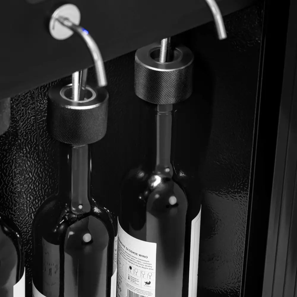 Vin-kjøler med Dispenser og Doserer 7-18c 4 Flasker - Svart