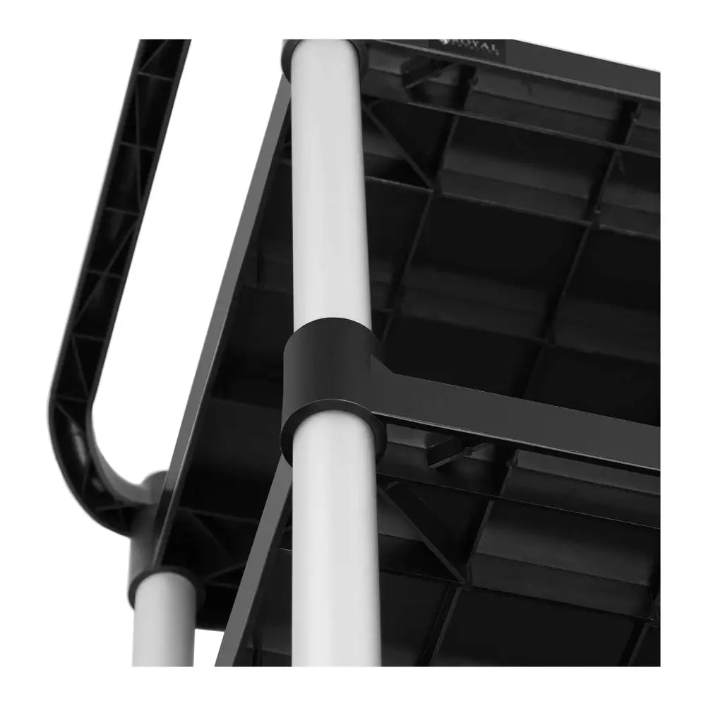 Vognservitørplattform med tre svarte plasthyller, detaljert visning av solid metallramme og koblingspunkt.