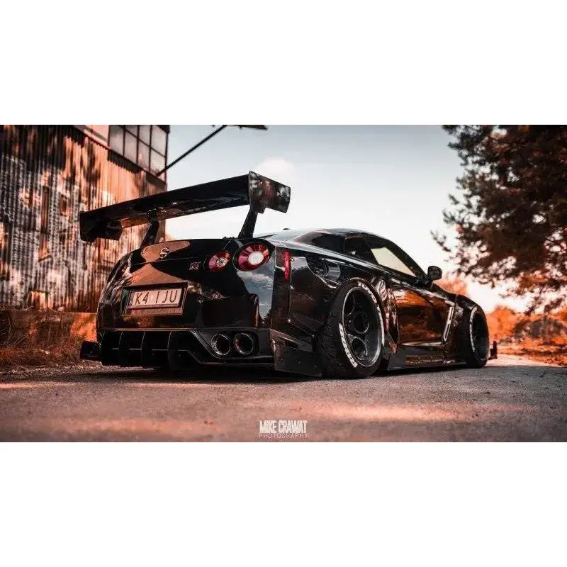 Wide Body + Sett med Carbon Splitters Nissan Gtr Mk4