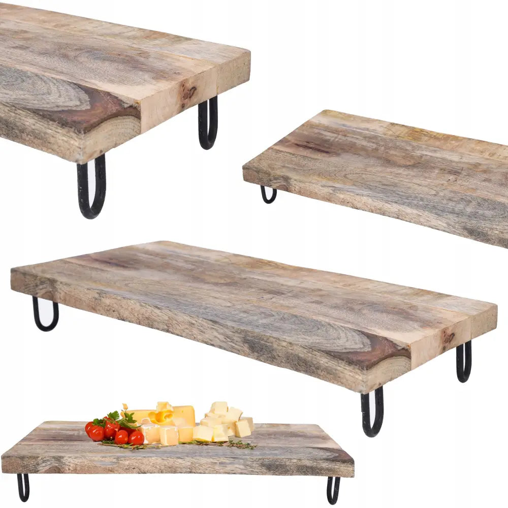 X2 serveringsbrett i lyst tre med sort metallunderstell, servert med ost og friske grønnsaker på toppen.