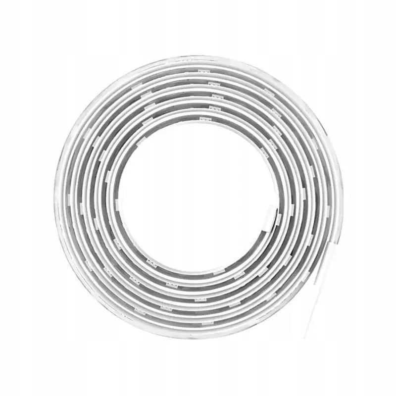 Xiaomi Yeelight Lightstrip Plus LED-stripe, hvit og fleksibel, rullet sammen med synlige LED-punkter og tilkobling.