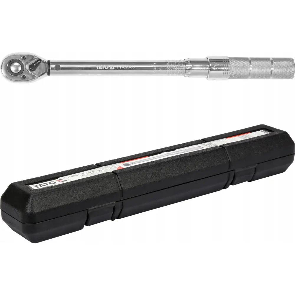 Yato momentnøkkel 3/8" i sølvfarget metall, sidevisning med sort plastetui og etikett på lokket.