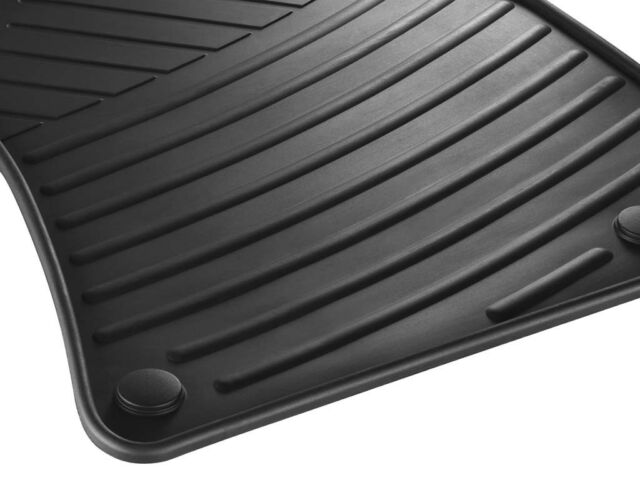 Gulvmatter Mercedes E (W211 / S211) / CLS (C219) – TPE Gummi | Mercedes OEM - detaljer