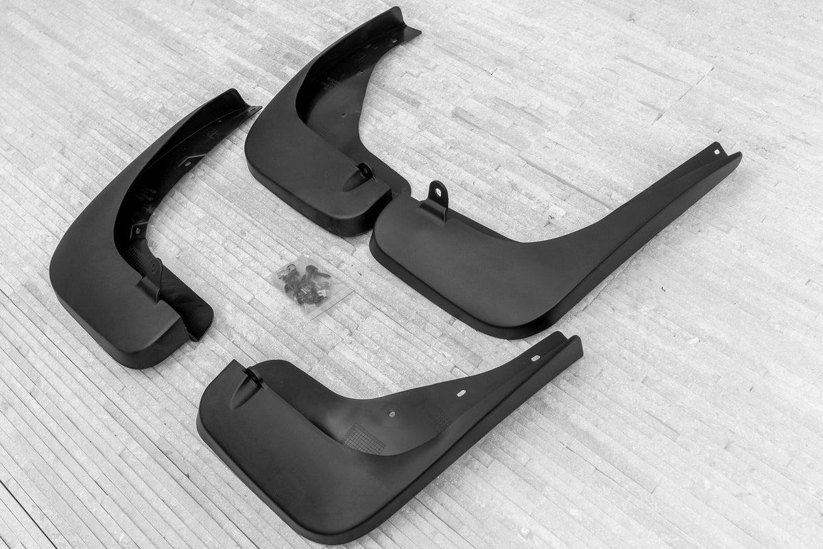 Ven-Tuning skvettlapp til Infiniti FX S51 – komplett sett