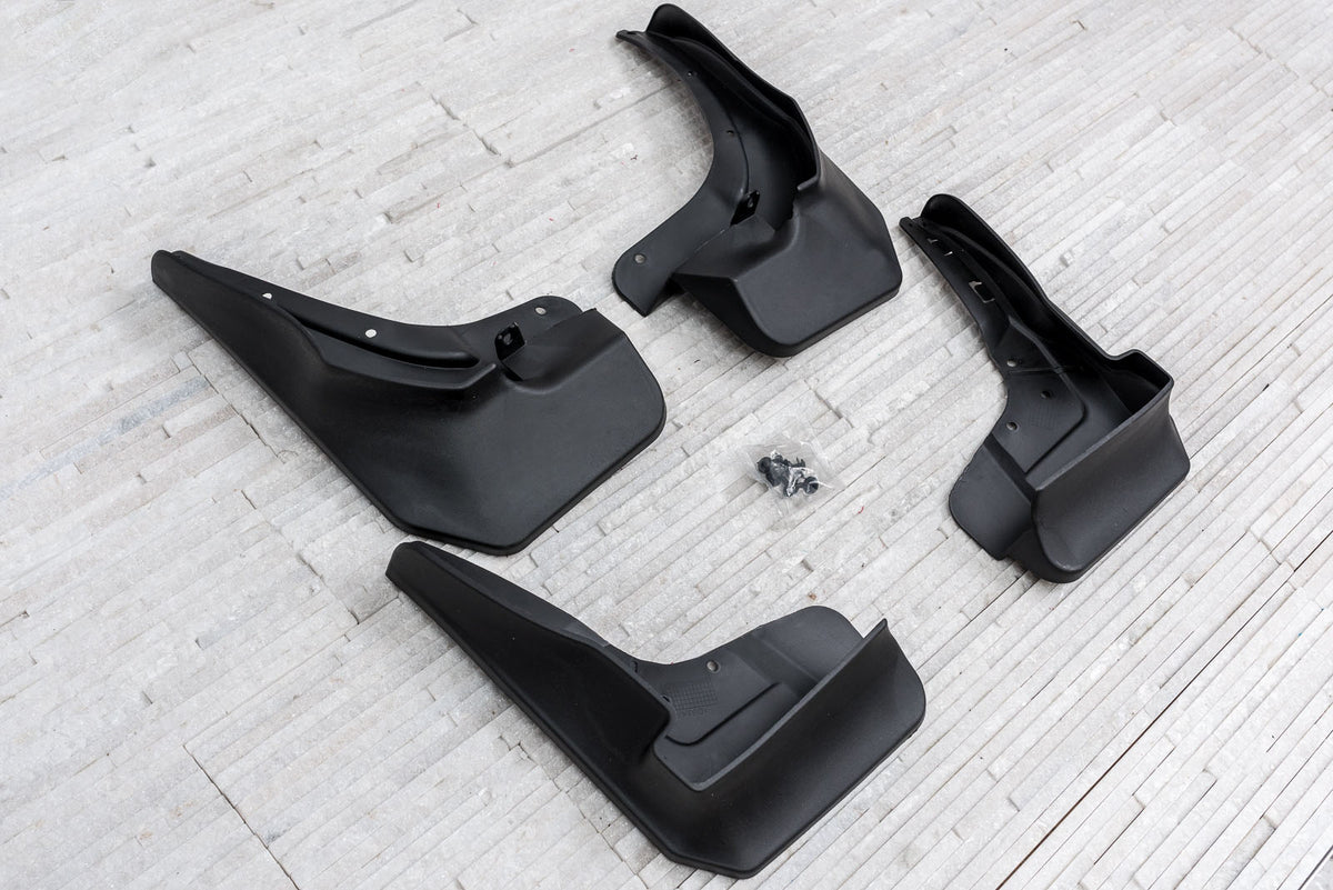 Ven-Tuning skvettlapp til Mercedes GLE SUV AMG / ML (W166) AMG – svart farge