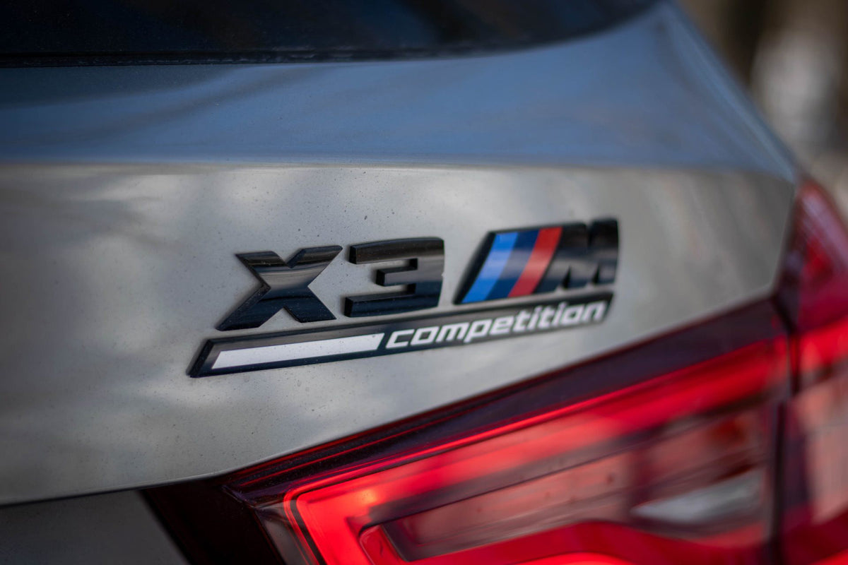 Emblem Bmw X3 M Competition Black Bakluke | Bmw Ag - sett forfra