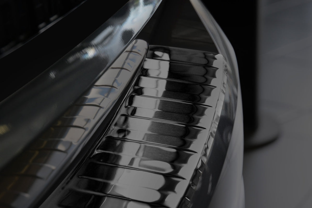 Avisa bakfangerbeskytter til Opel Insignia B Sports Tourer – enkel 3M-montering