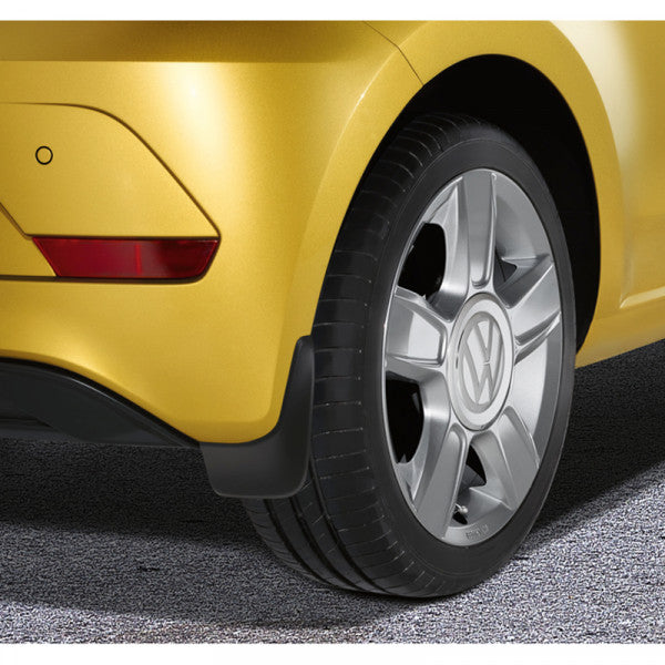 VAG OEM skvettlapp til Vw up! / up! / e-up! / Black - sett 2 stk. – ABS Automotive materiale